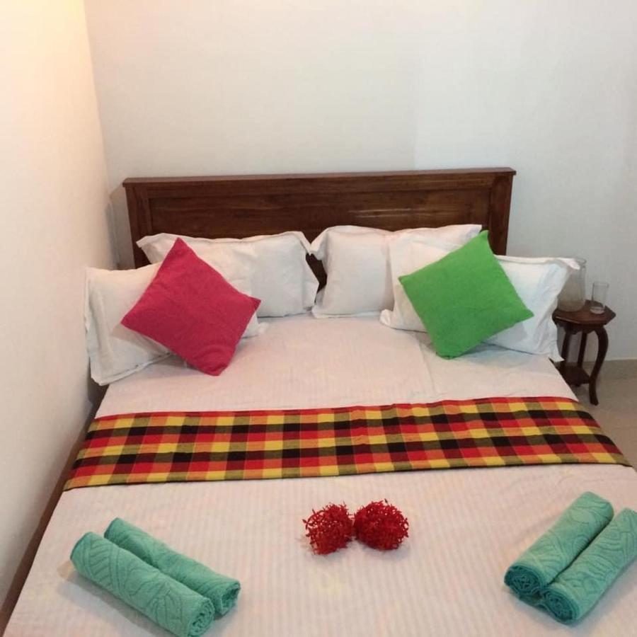 Villa25 Homestay Free Pick Up From The Centre Kandy Esterno foto