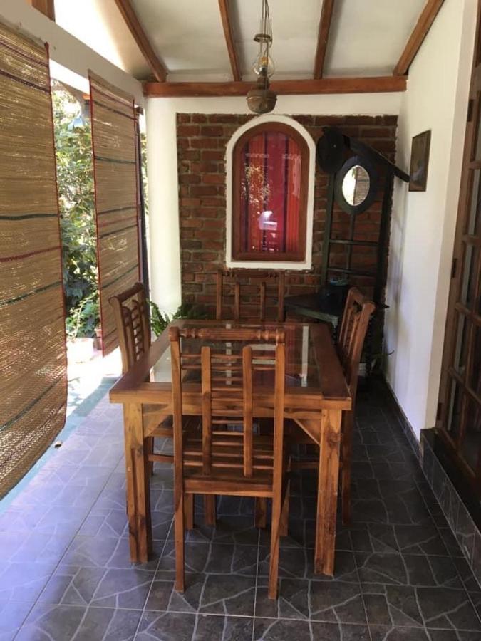 Villa25 Homestay Free Pick Up From The Centre Kandy Esterno foto